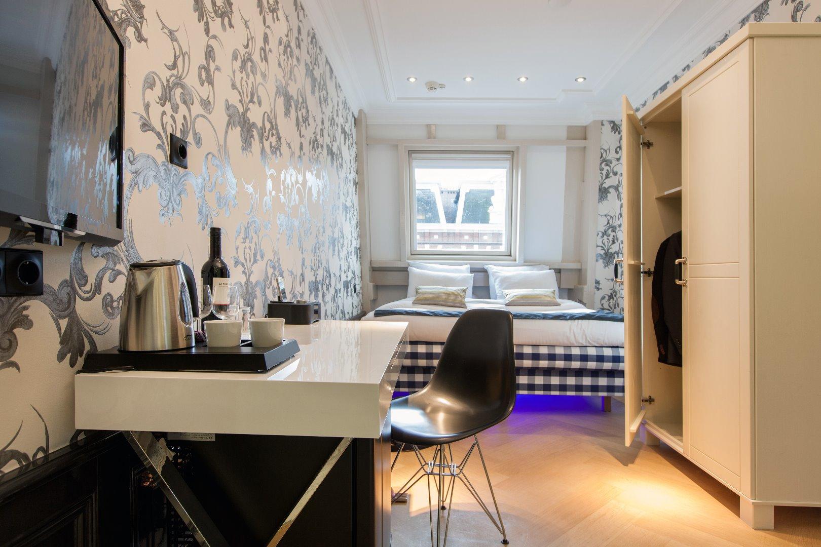 Amsterdam Canal Hotel Rum bild